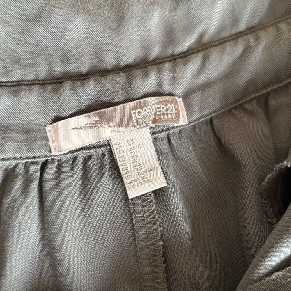 Forever 21 pants - Picture 7 of 7